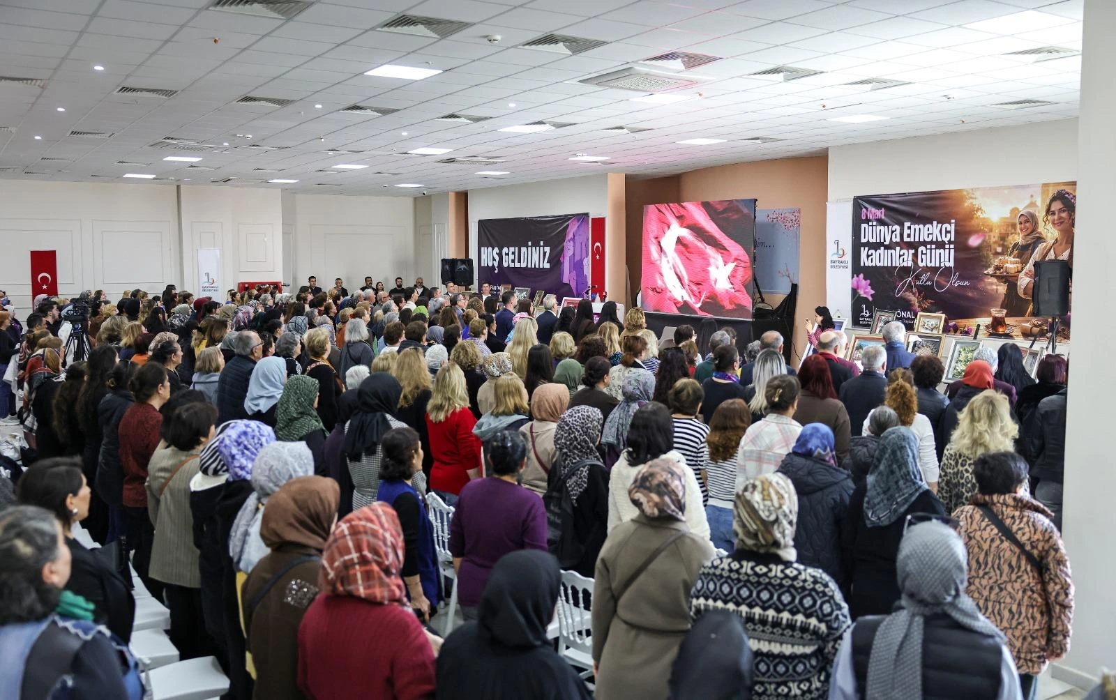 BayraklÄ± Belediyesi 8 Mart Paneli (4)-1773060419509.webp